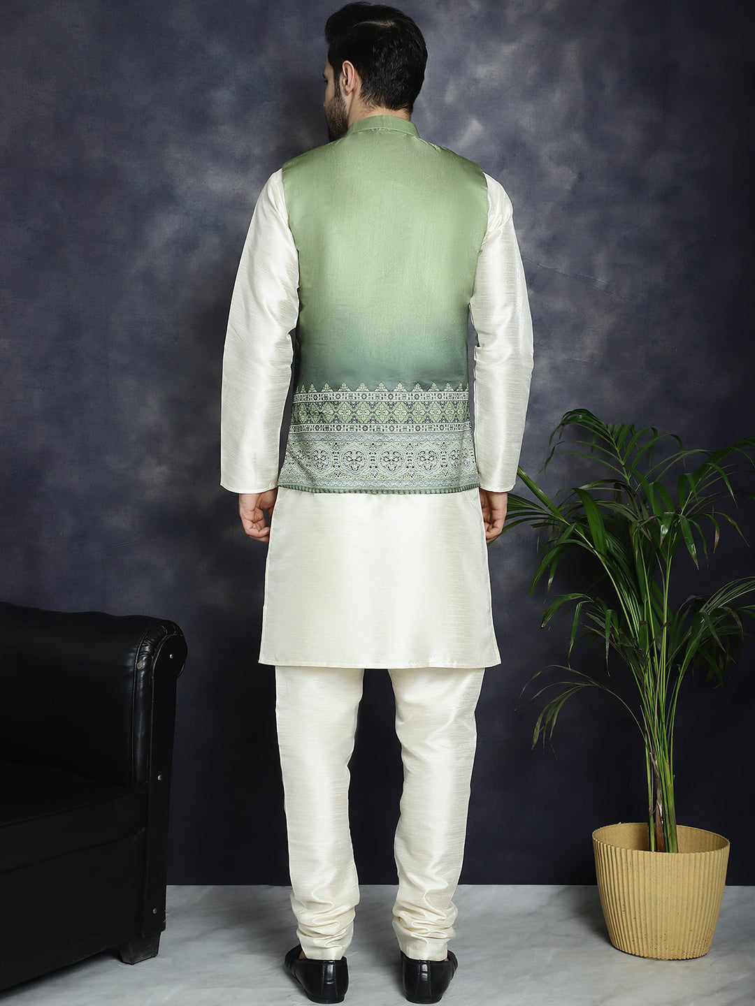 Men's Printed Nehru Jacket With Solid Kurta Pyjama - Taantav