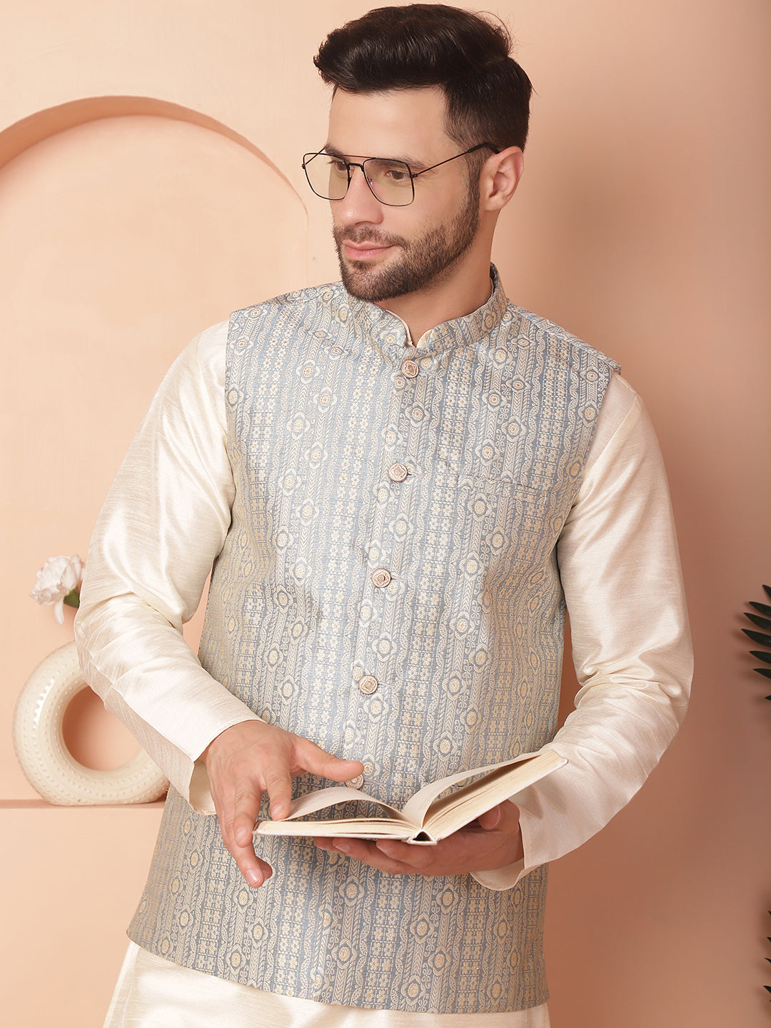 Men's Woven Design Nehru Jacket With Solid Kurta Pyjama - Taantav