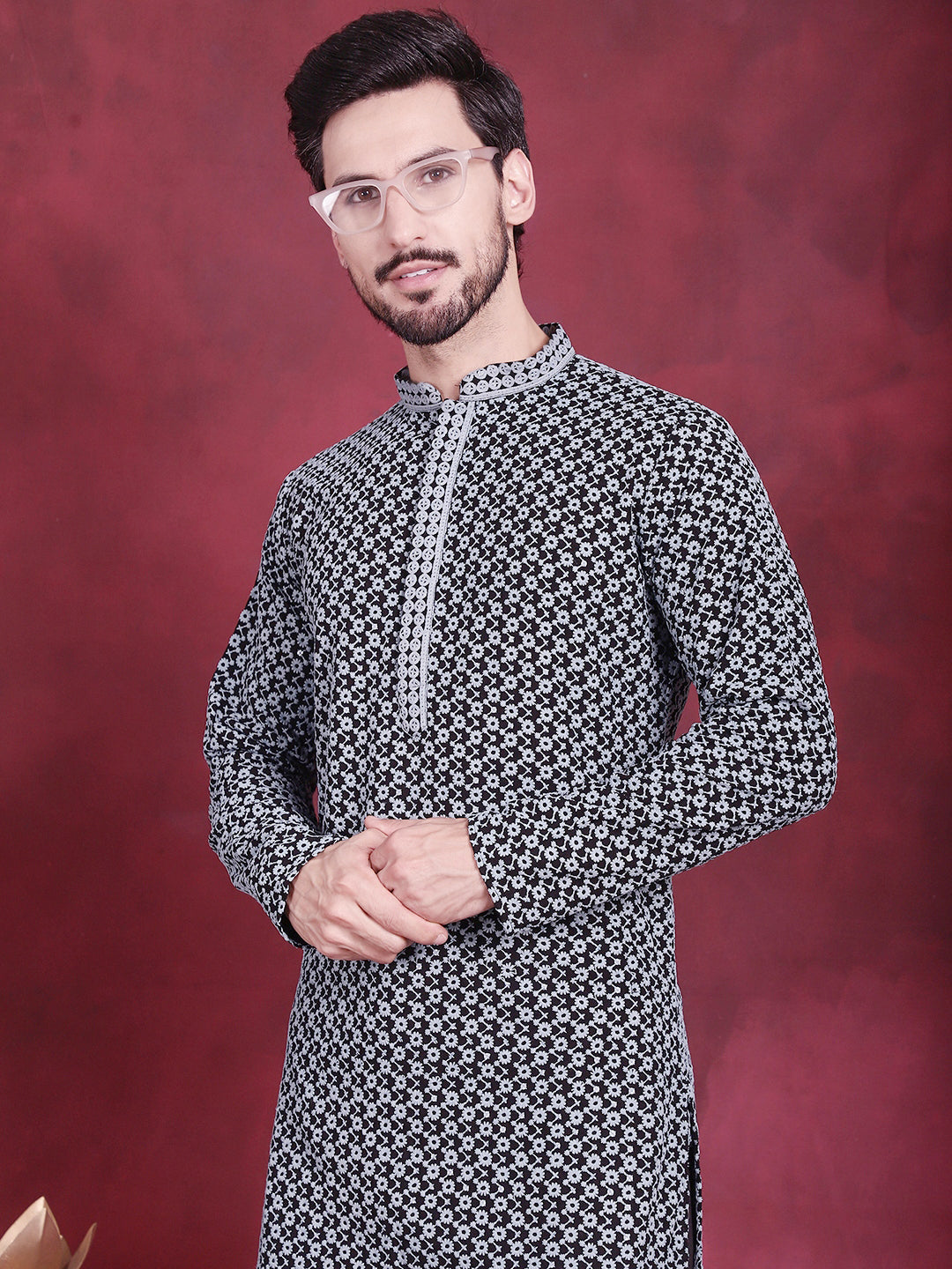 Men's Sequins Embroidered Kurta with Pyjama - Taantav