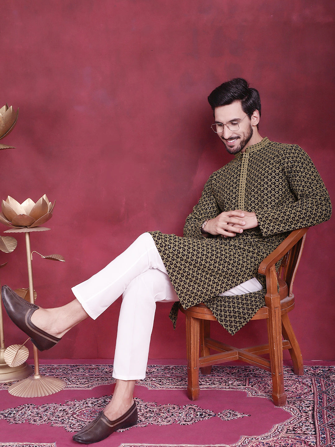 Men's Sequins Embroidered Kurta with Pyjama - Taantav