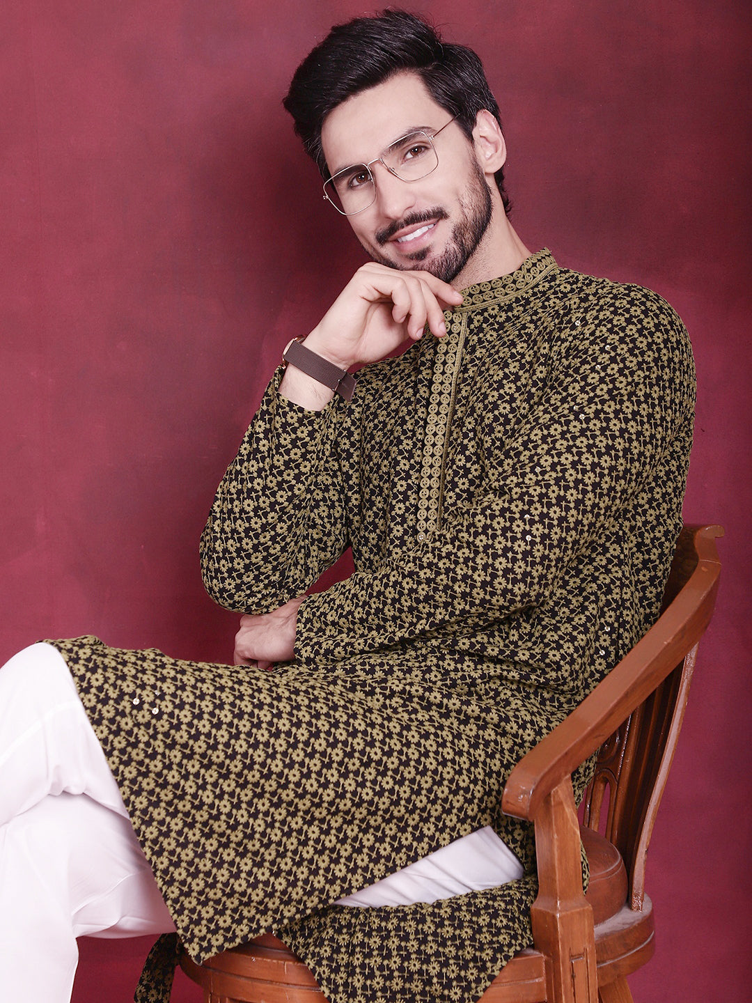 Men's Sequins Embroidered Kurta with Pyjama - Taantav