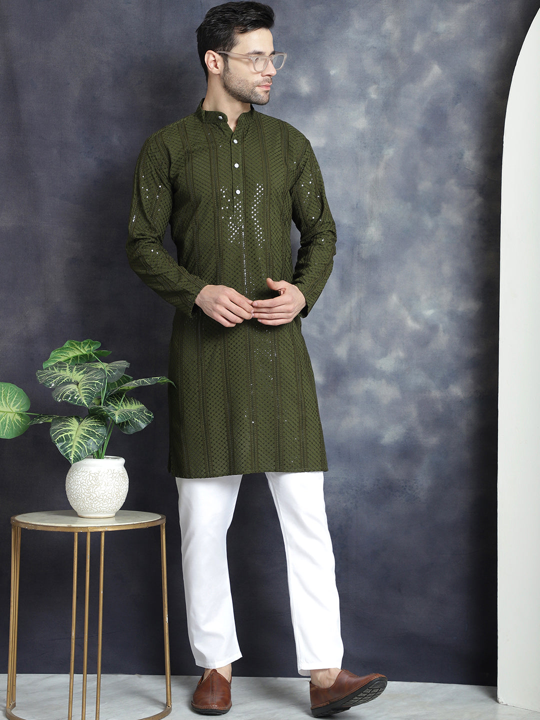 Men's Sequins Chikankari Embroidered Kurta with Pyjama - Taantav