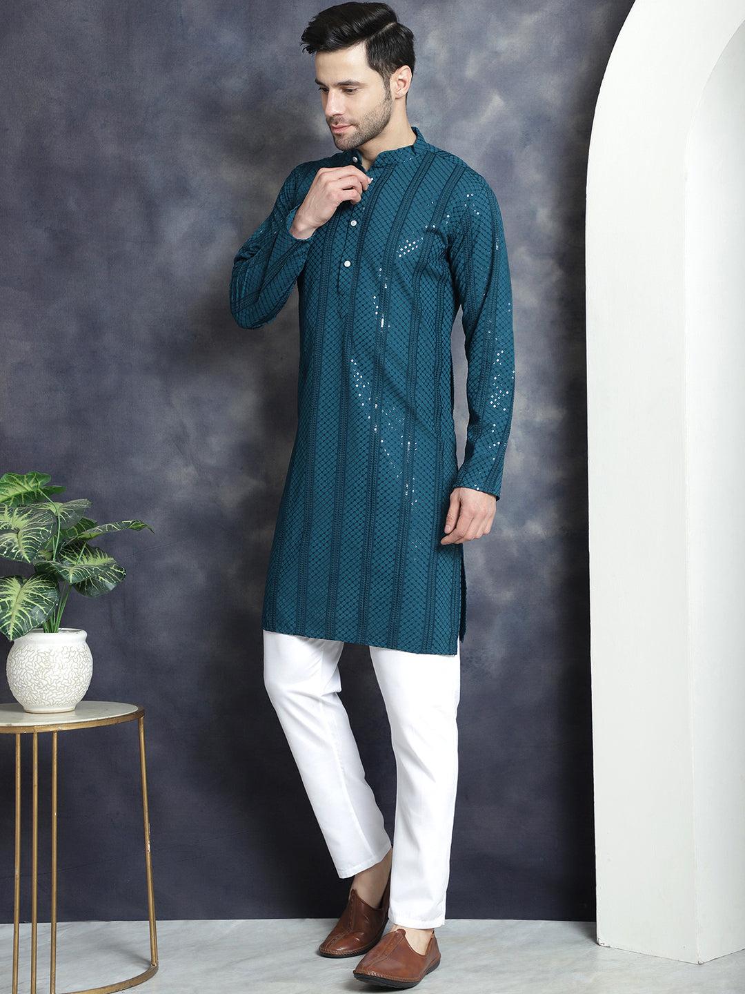 Men's Sequins Chikankari Embroidered Kurta with Pyjama - Taantav