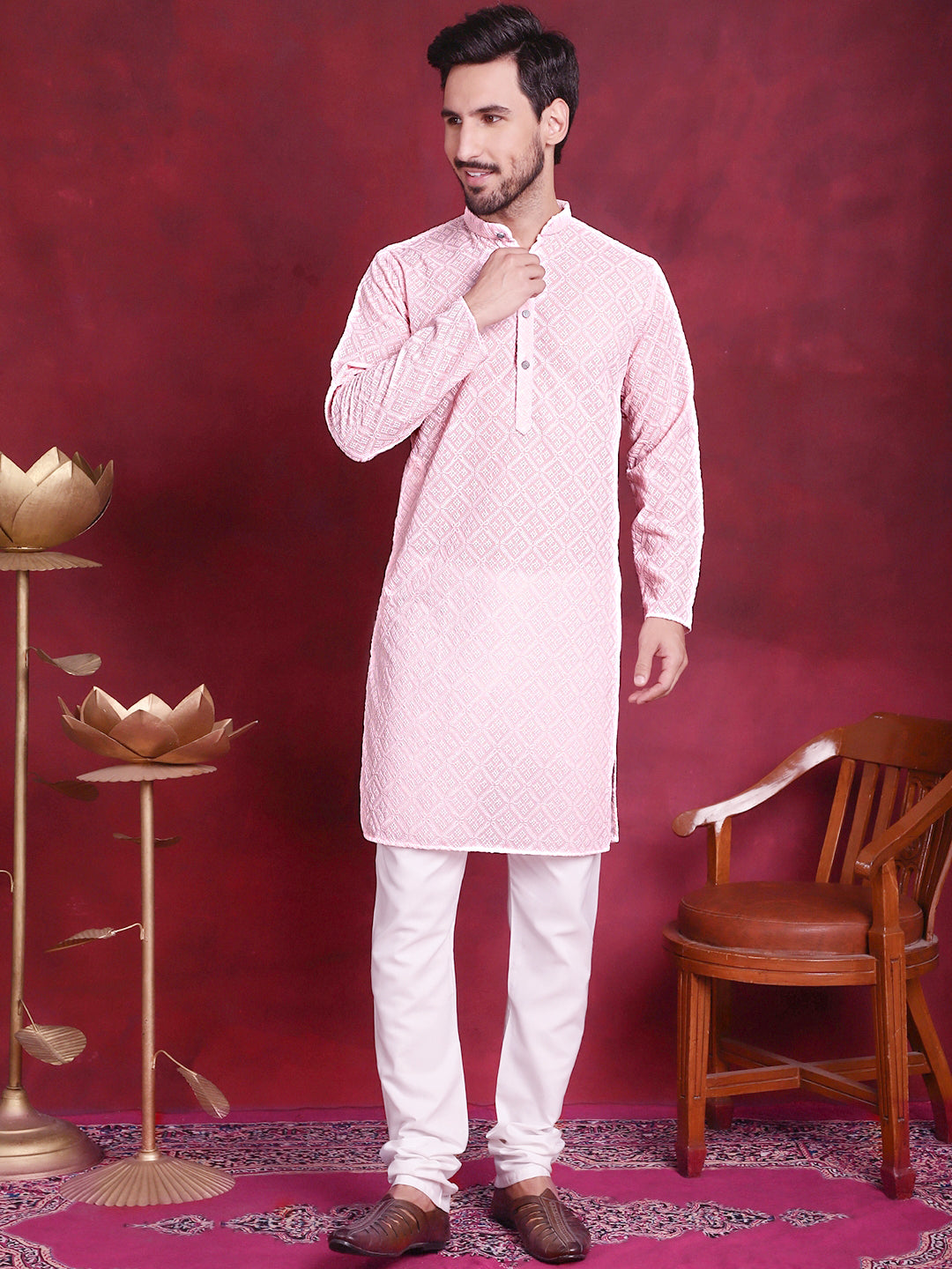 Men's Chikankari Embroidered Kurta with Pyjama - Taantav