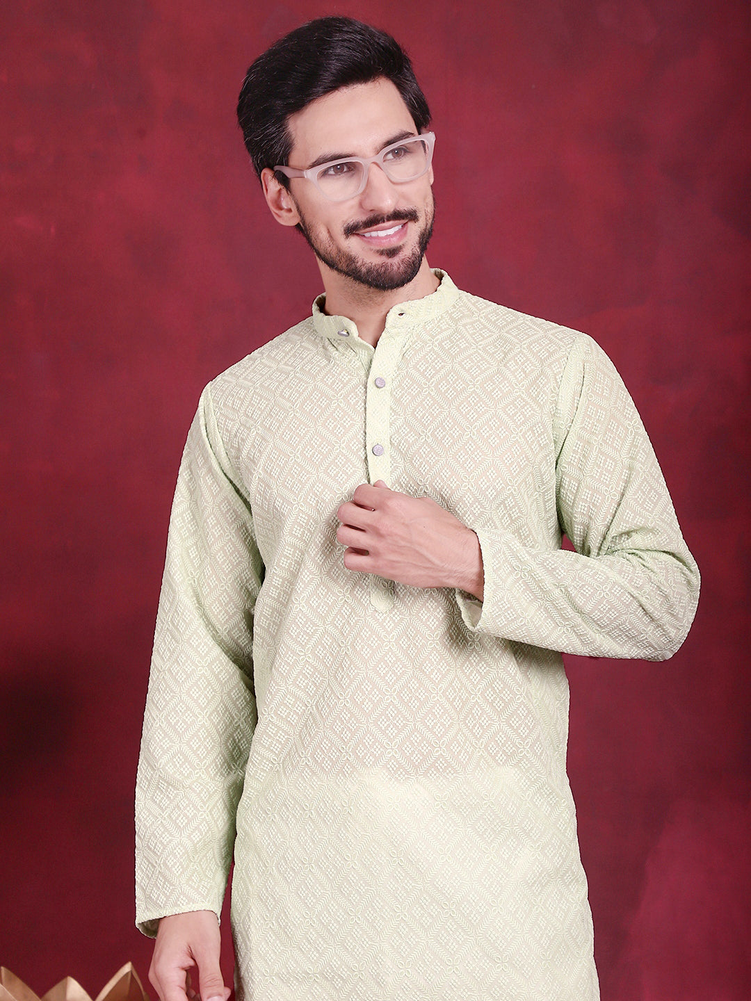 Men's Chikankari Embroidered Kurta with Pyjama - Taantav