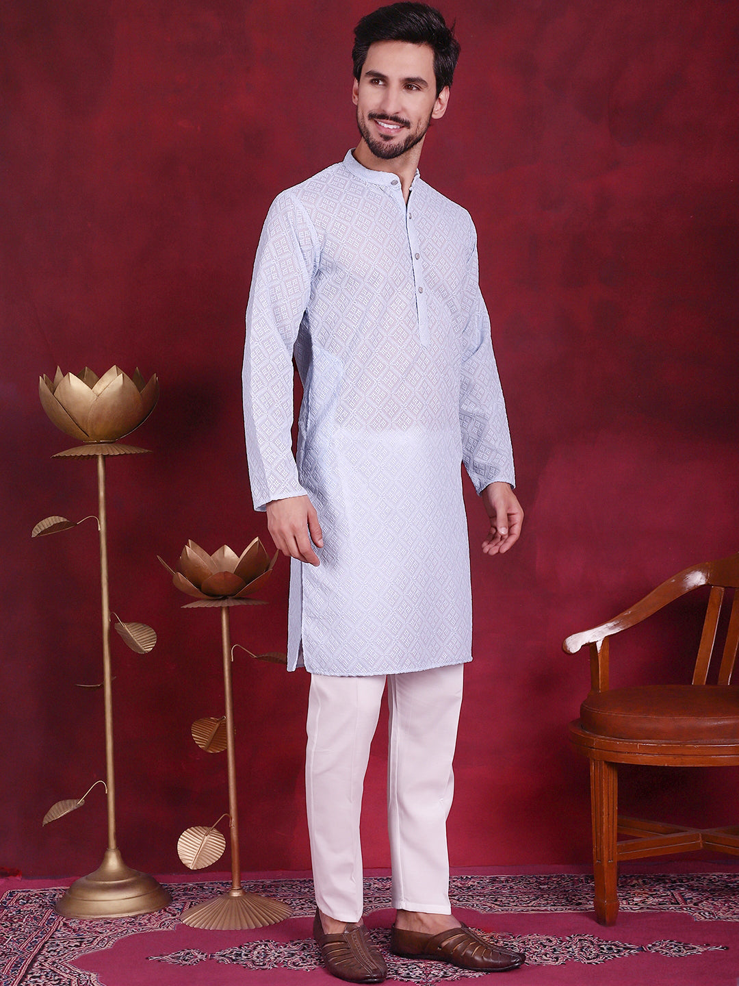 Men's Chikankari Embroidered Kurta with Pyjama - Taantav