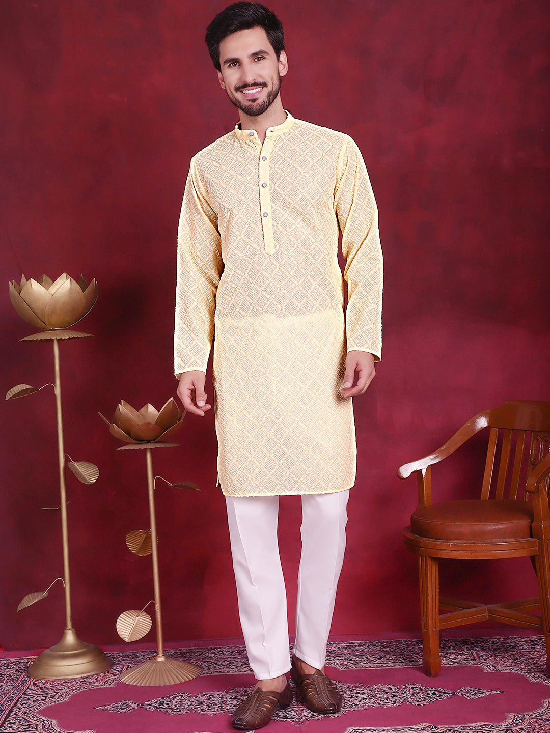 Men's Chikankari Embroidered Kurta with Pyjama - Taantav