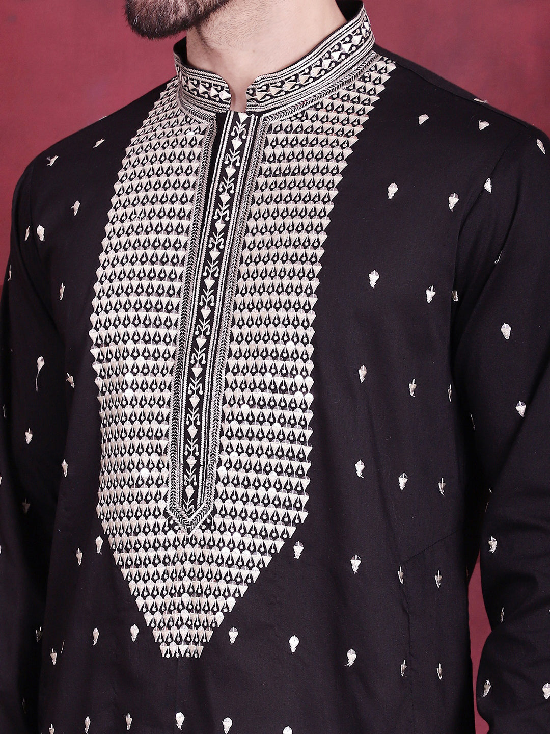 Men's Sequins Embroidered Kurta Pyjama Set - Taantav