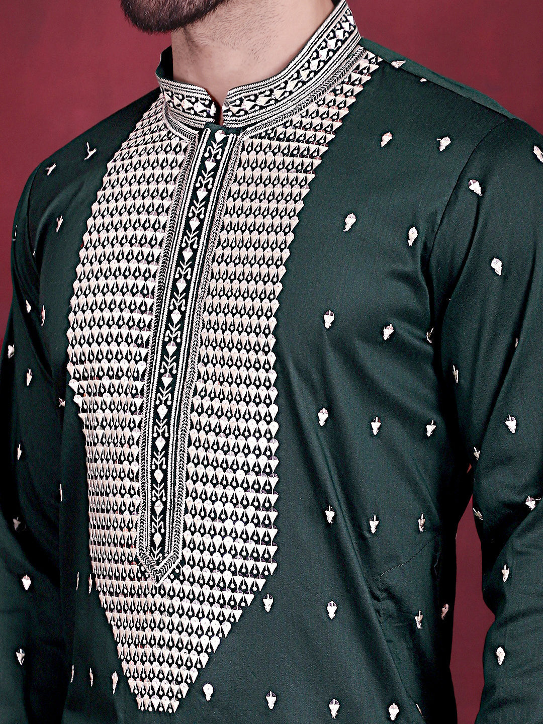 Men's Sequins Embroidered Kurta Pyjama Set - Taantav