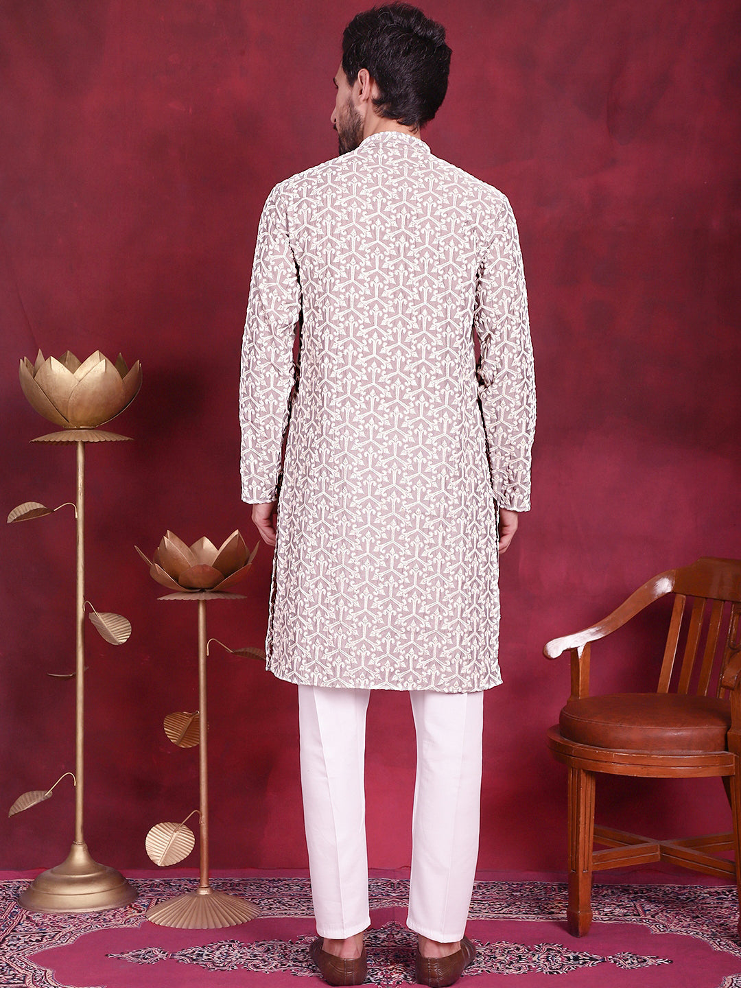 Men's Chikankari Embroidered Kurta Pyjama Set - Taantav