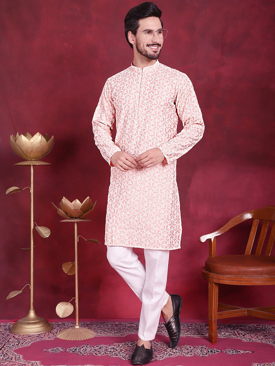 Men's Chikankari Embroidered Kurta Pyjama Set - Taantav