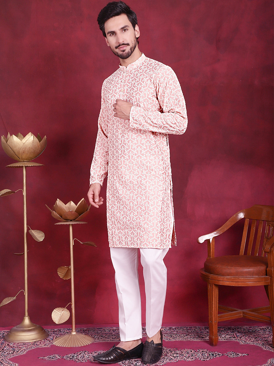 Men's Chikankari Embroidered Kurta Pyjama Set - Taantav