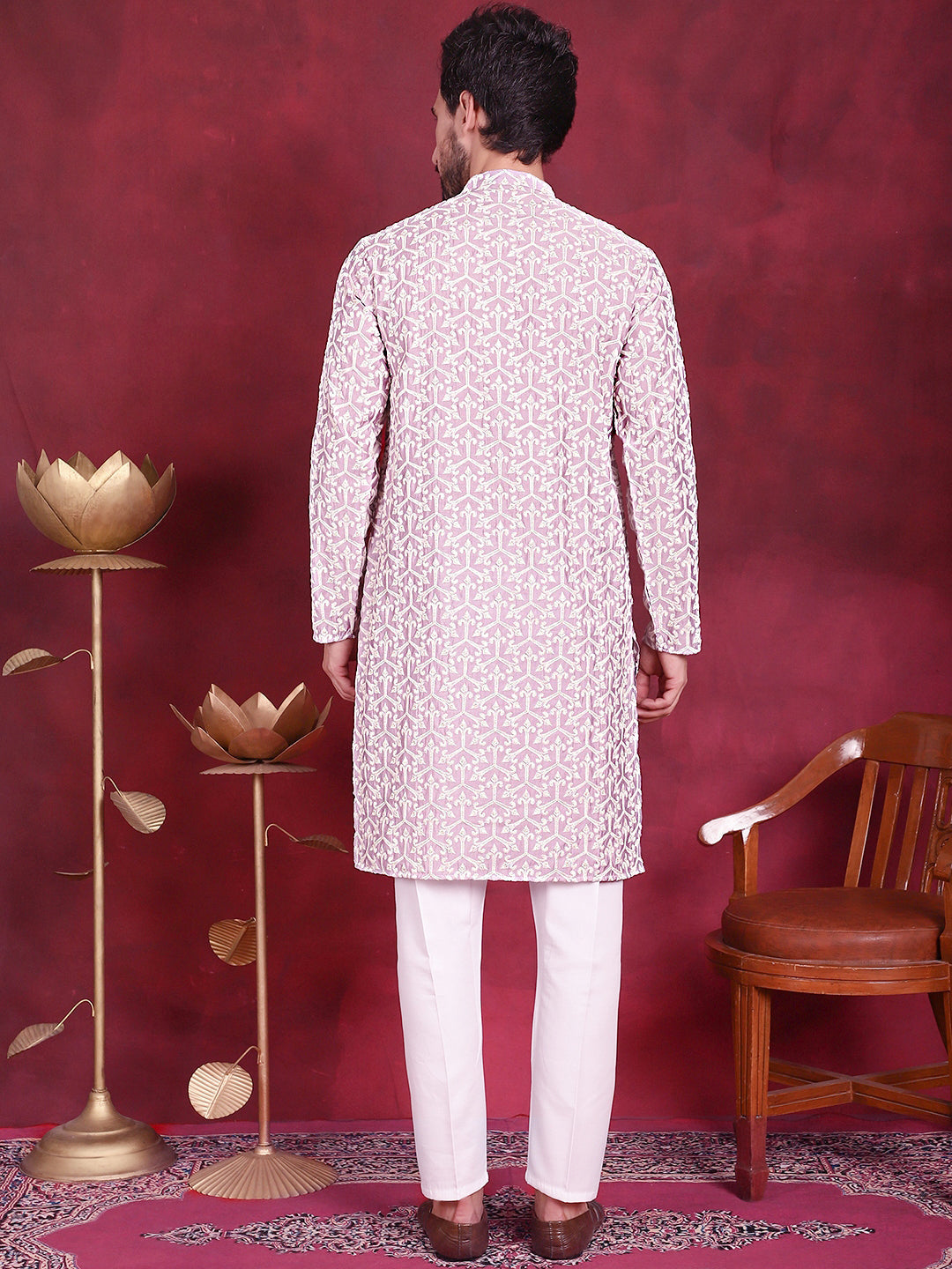 Men's Chikankari Embroidered Kurta Pyjama Set - Taantav