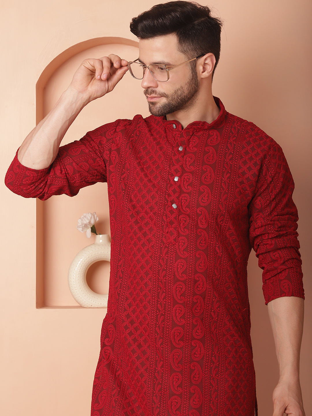 Men's Chikankari Embroidered Kurta Pyjama Set - Taantav