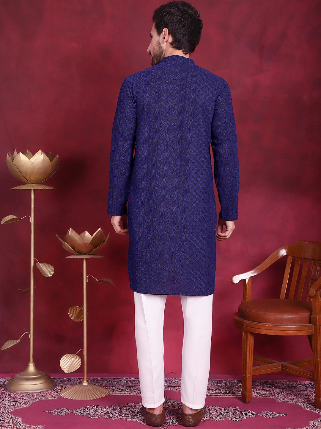 Men's Chikankari Embroidered Kurta Pyjama Set - Taantav