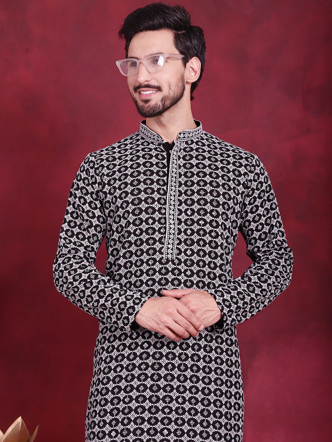 Men's Sequins Embroidered Kurta with Pyjama - Taantav