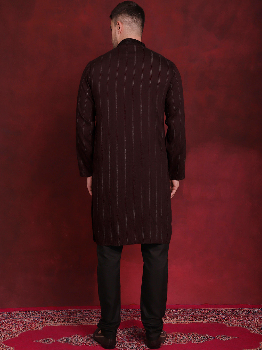 Men's Sequins Embroidered Kurta Pyjama Set - Taantav