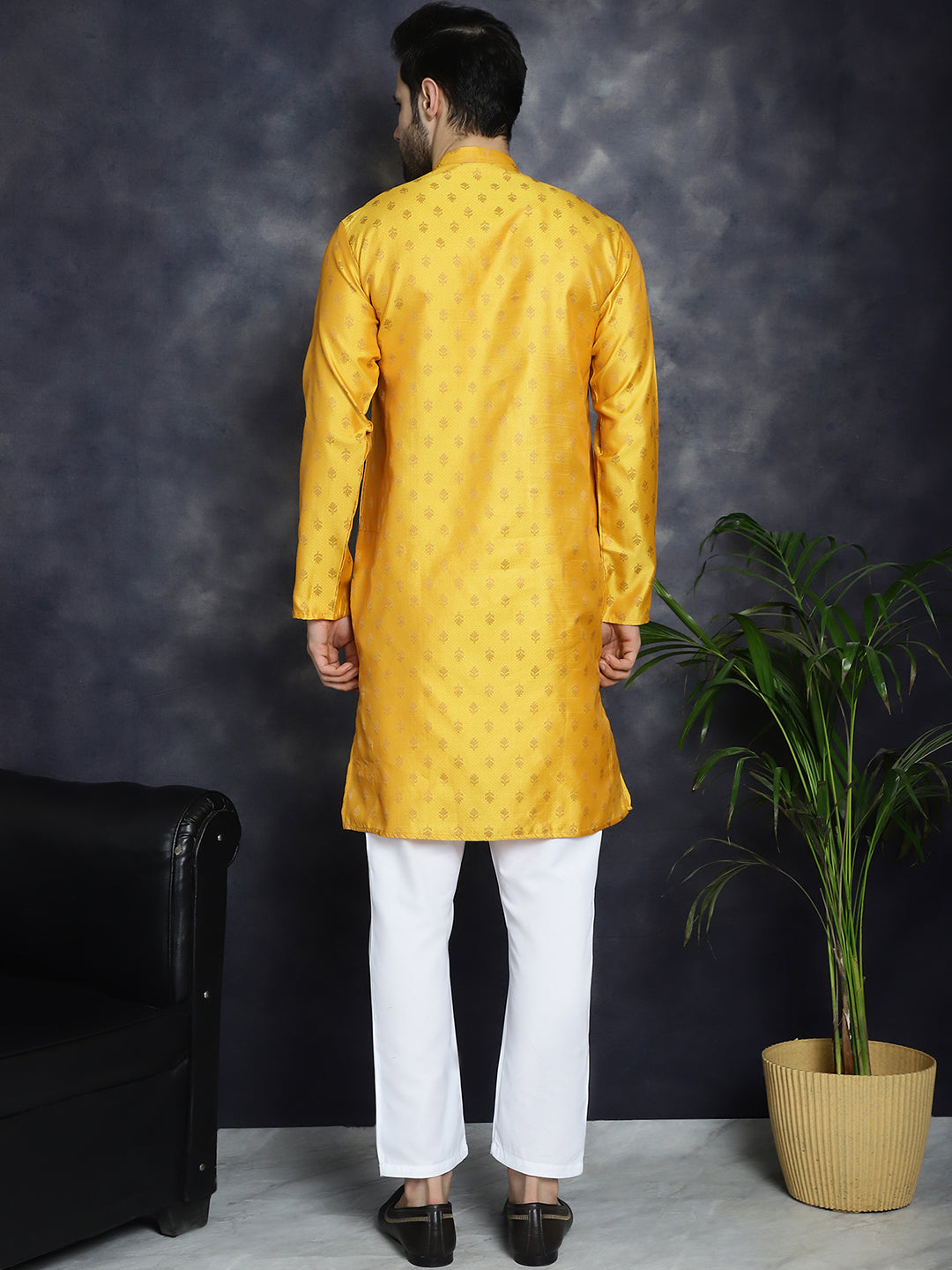 Men's Woven Design Silk Blend Kurta with Pyjama - Taantav