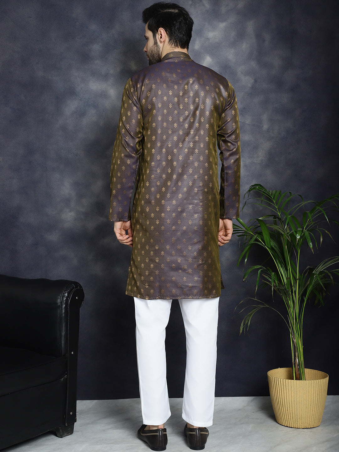 Men's Woven Design Silk Blend Kurta with Pyjama - Taantav