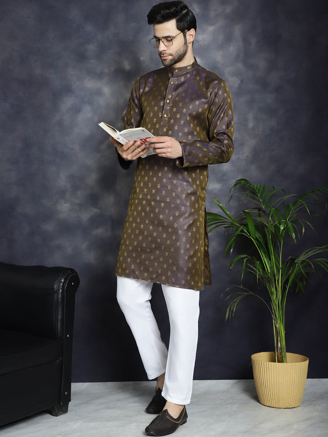 Men's Woven Design Silk Blend Kurta with Pyjama - Taantav