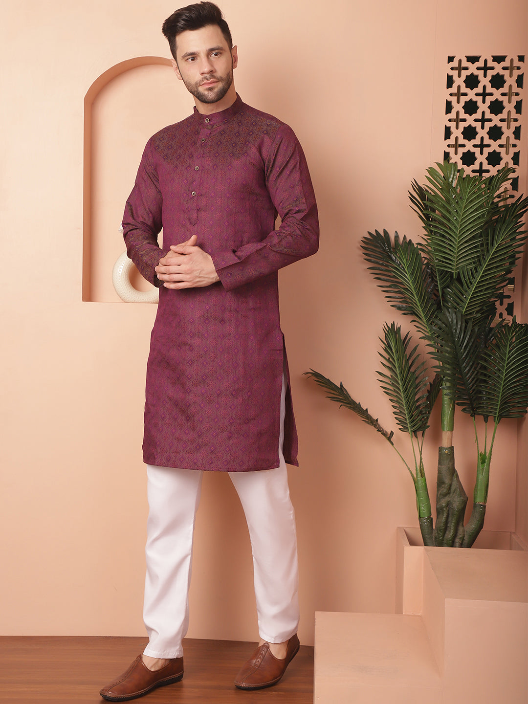 Men's Woven Design Silk Blend Kurta with Pyjama - Taantav