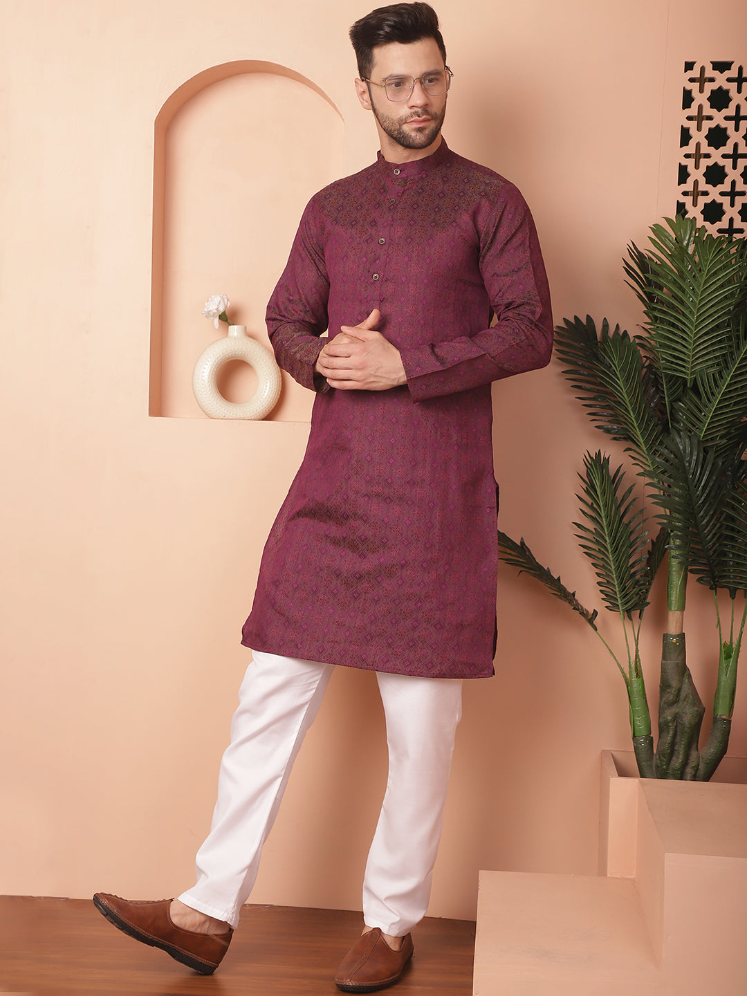 Men's Woven Design Silk Blend Kurta with Pyjama - Taantav