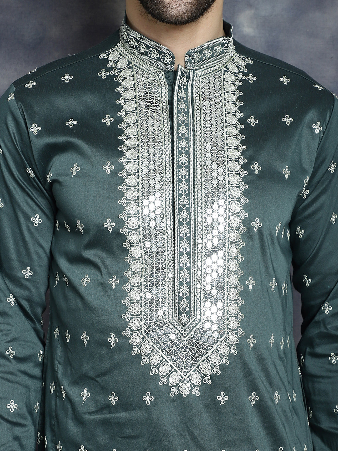 Men's Sequins Embroidered Kurta Pyjama Set - Taantav