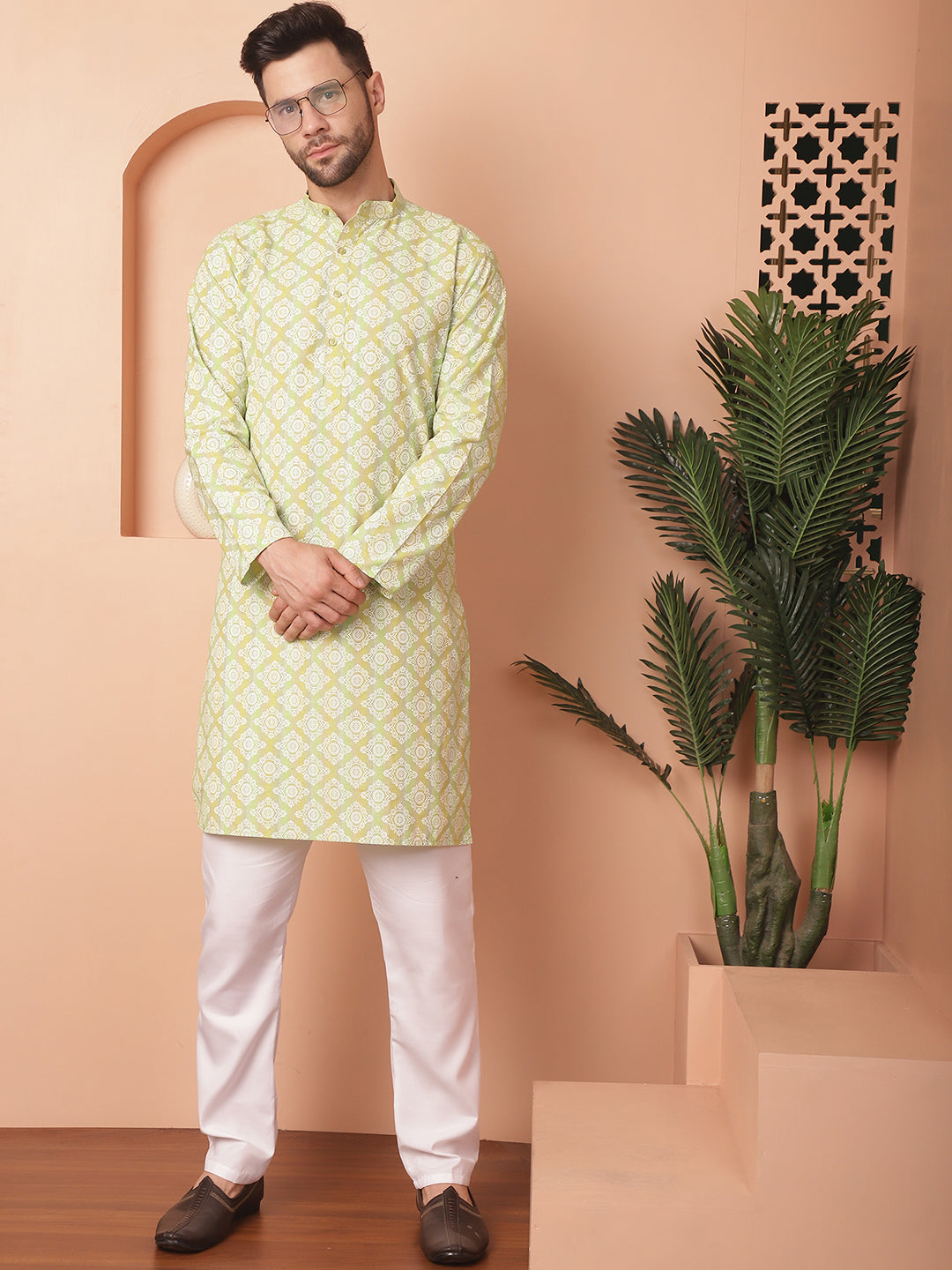 Men's Green and White Floral Printed Kurta with Churidar - Taantav