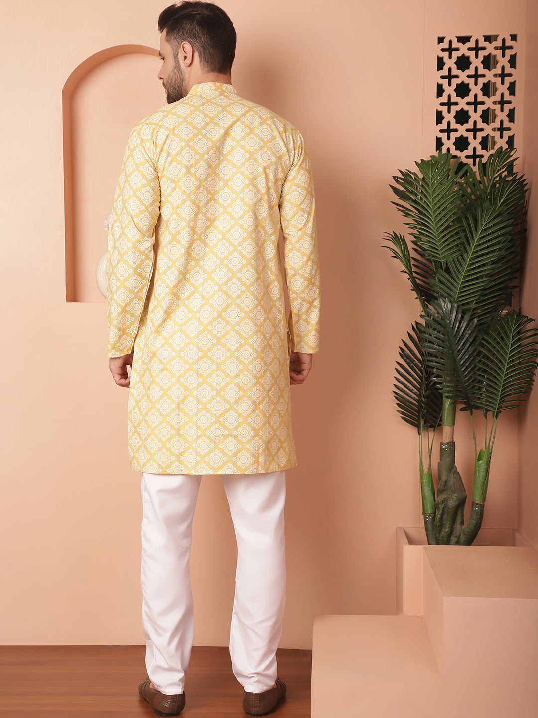 Men's Yellow and White Floral Printed Kurta with Churidar - Taantav