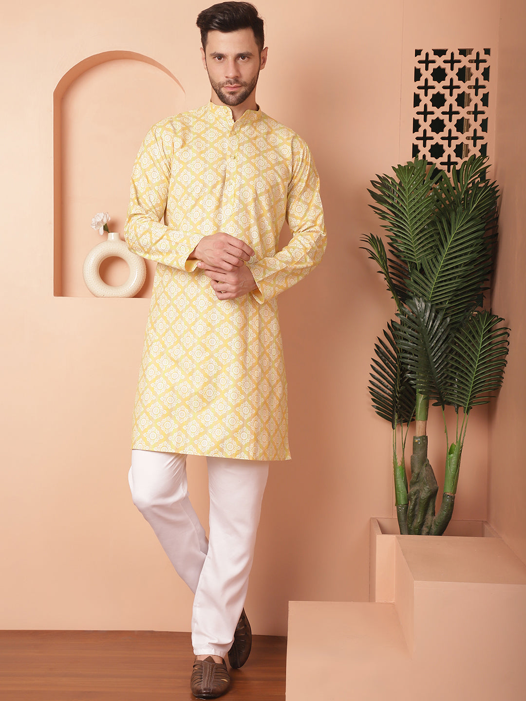 Men's Yellow and White Floral Printed Kurta with Churidar - Taantav