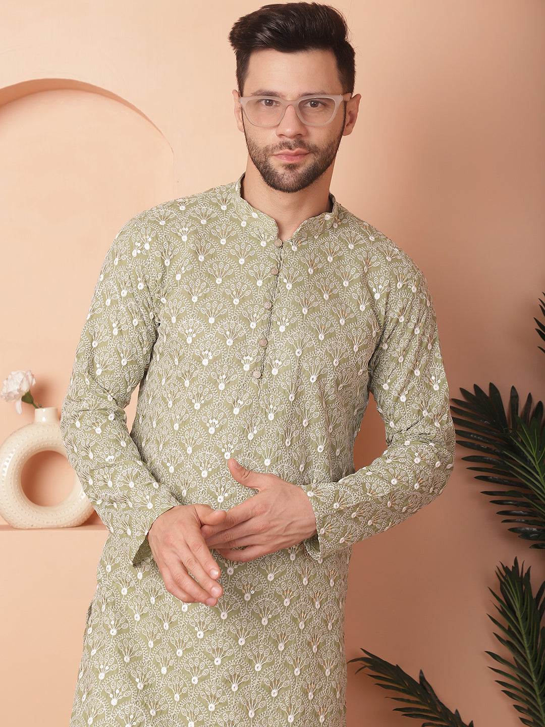 Men's Chikankari Pure Cotton Kurta with Pyjama - Taantav