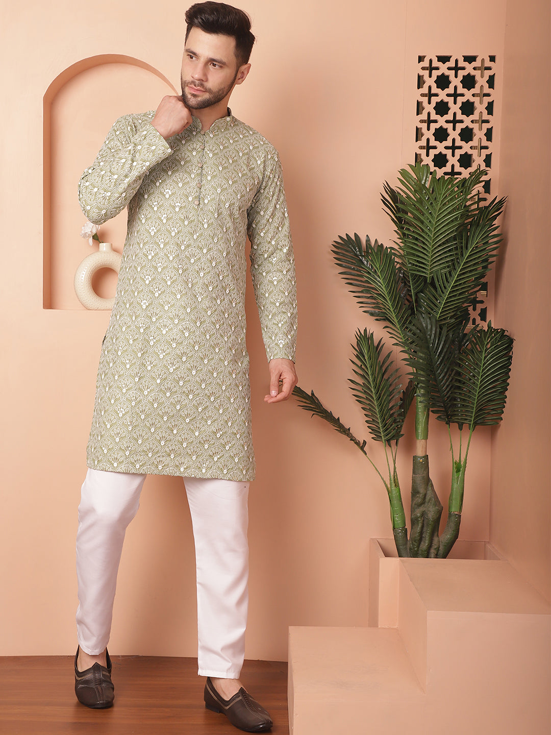 Men's Chikankari Pure Cotton Kurta with Pyjama - Taantav