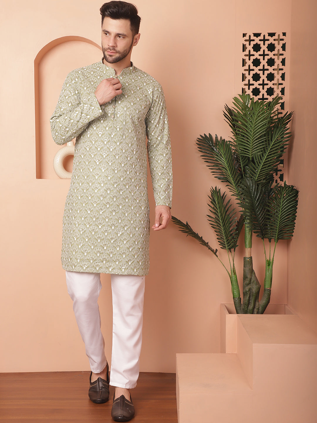 Men's Chikankari Pure Cotton Kurta with Pyjama - Taantav