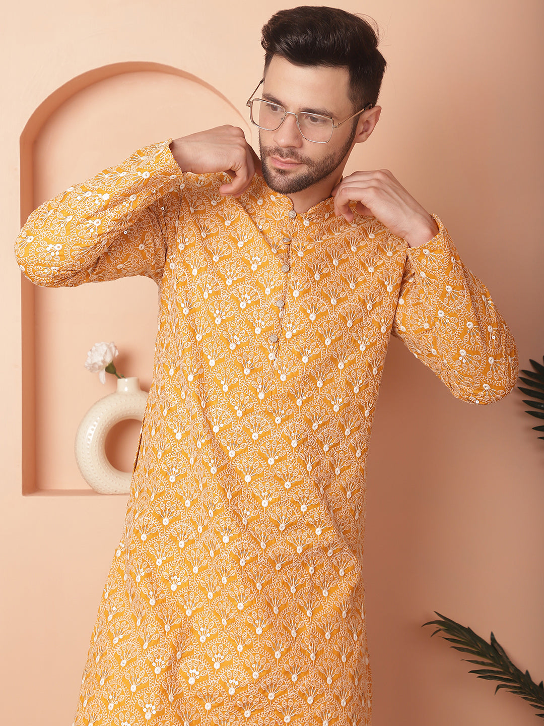 Men's Chikankari Pure Cotton Kurta with Pyjama - Taantav