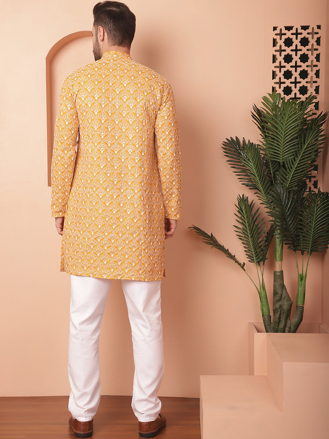 Men's Chikankari Pure Cotton Kurta with Pyjama - Taantav