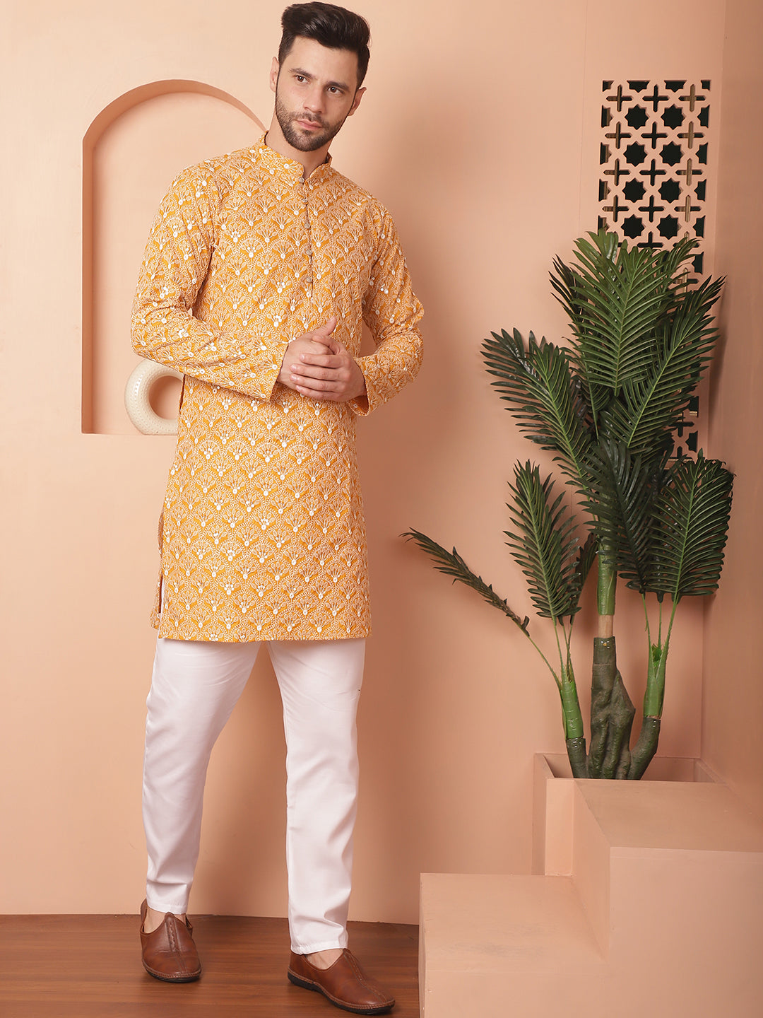 Men's Chikankari Pure Cotton Kurta with Pyjama - Taantav