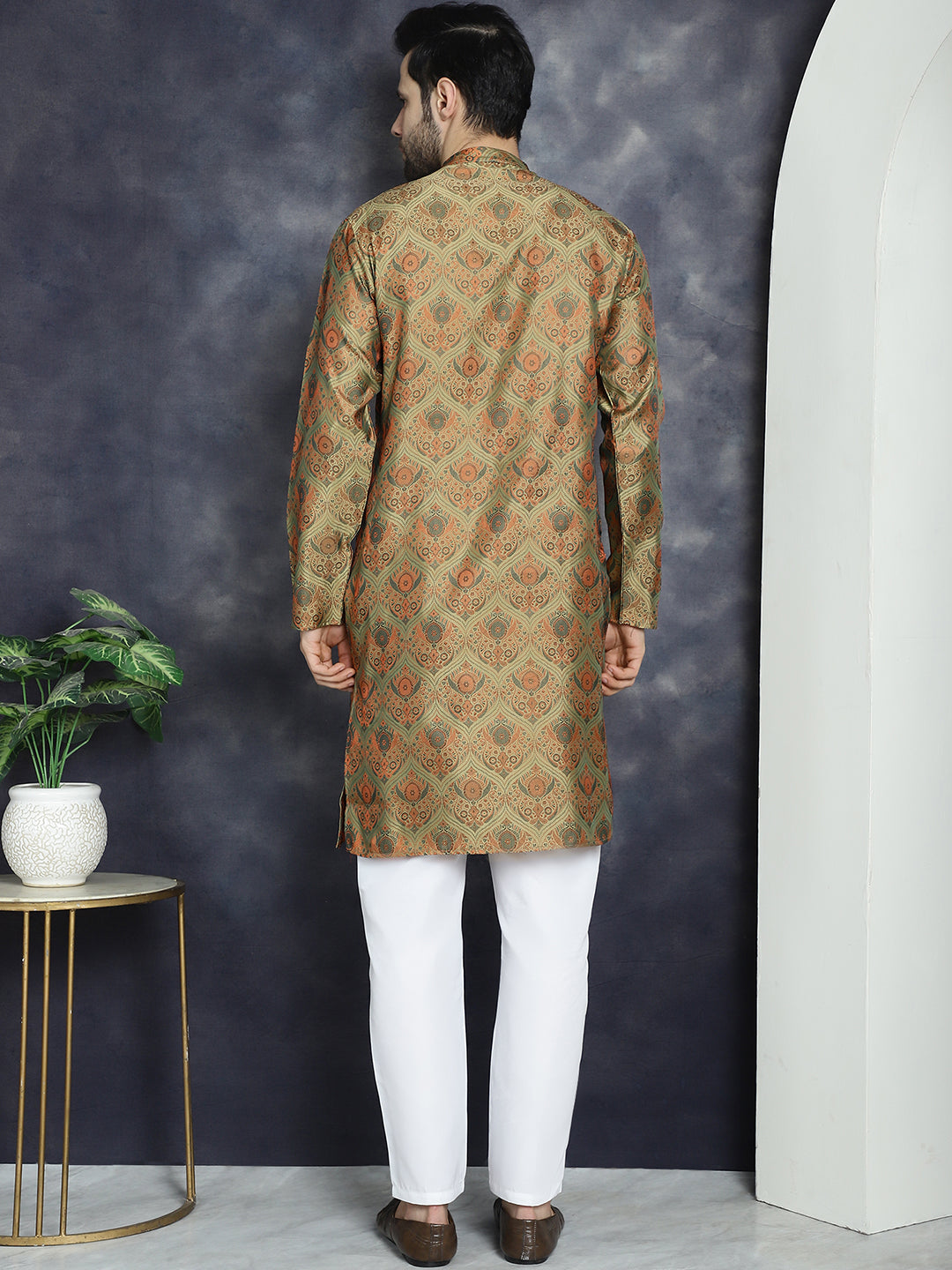 Men's Golden Silk Blend Straight Kurta Pyjama Set - Taantav