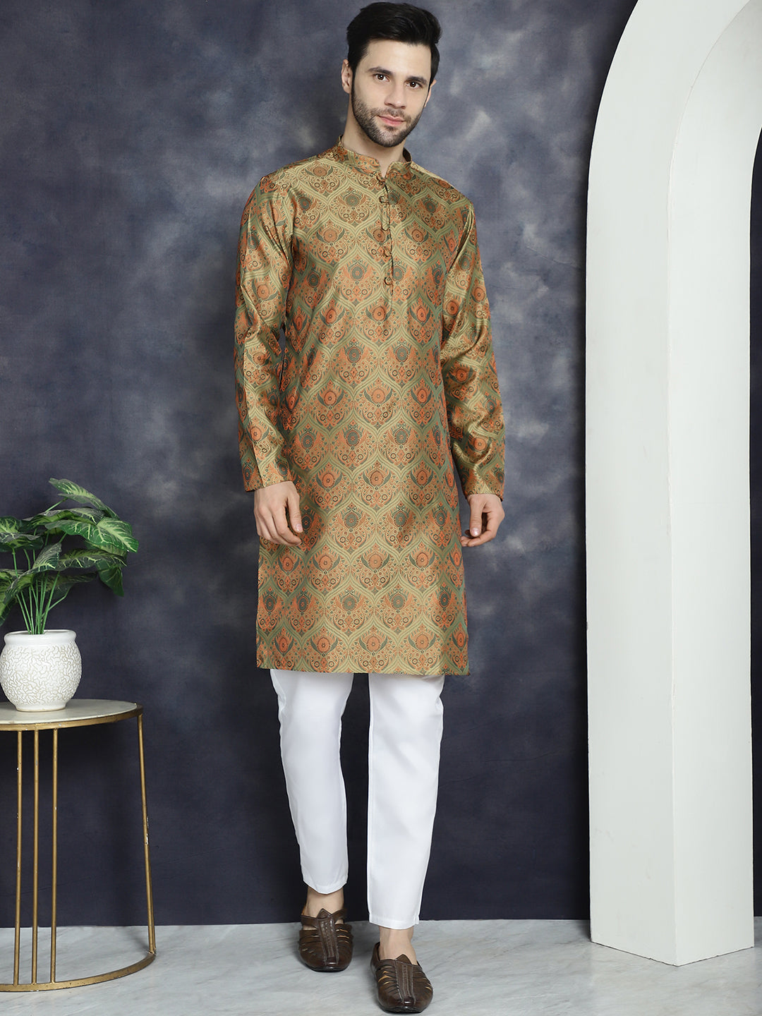 Men's Golden Silk Blend Straight Kurta Pyjama Set - Taantav