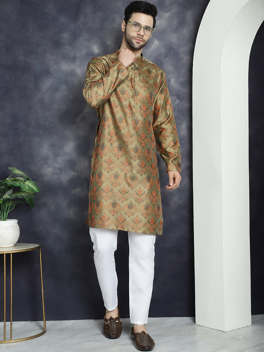 Men's Golden Silk Blend Straight Kurta Pyjama Set - Taantav