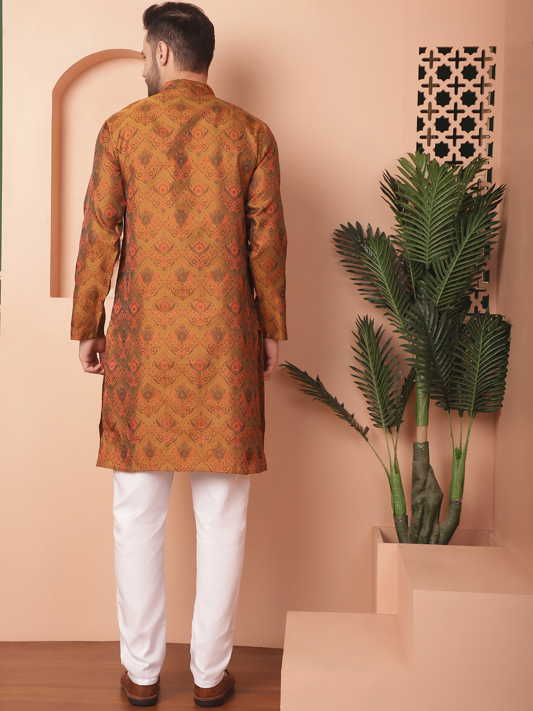 Men's Golden Silk Blend Straight Kurta Pyjama Set - Taantav