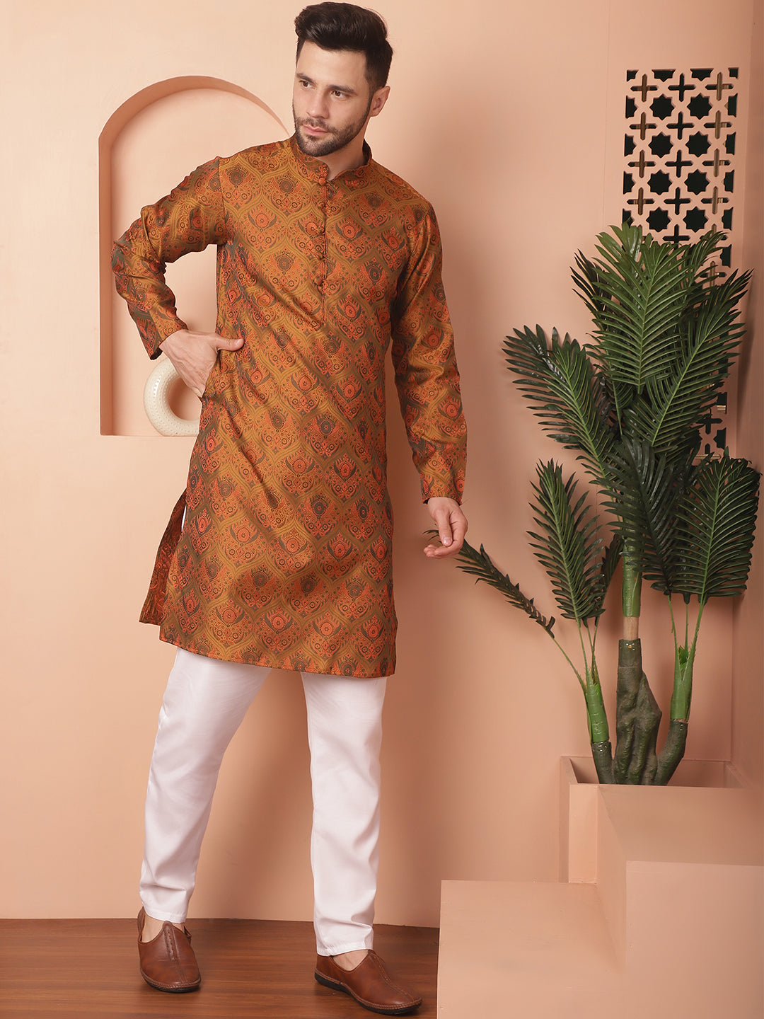 Men's Golden Silk Blend Straight Kurta Pyjama Set - Taantav