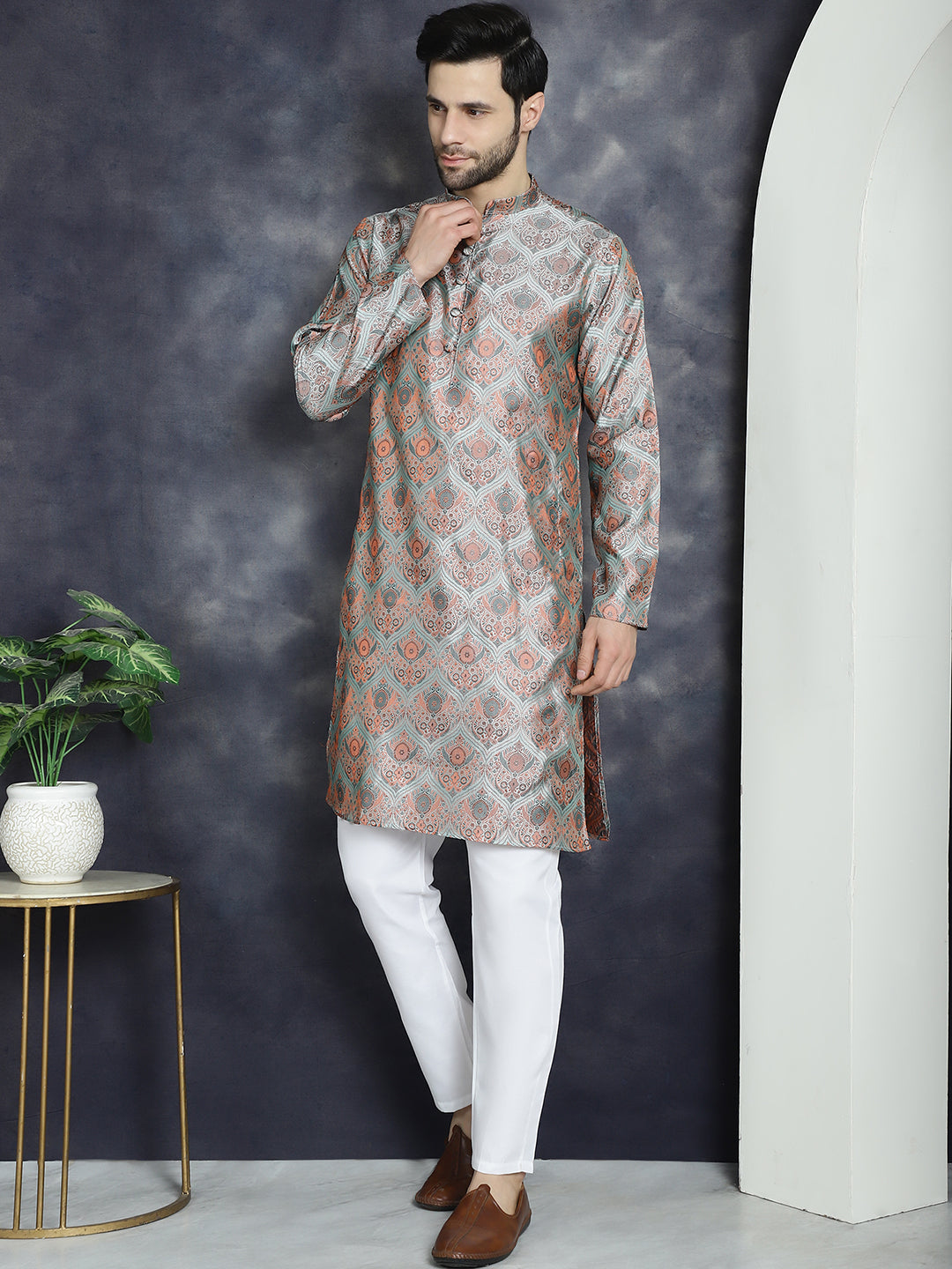 Men's Silver Silk Blend Straight Kurta Pyjama Set - Taantav