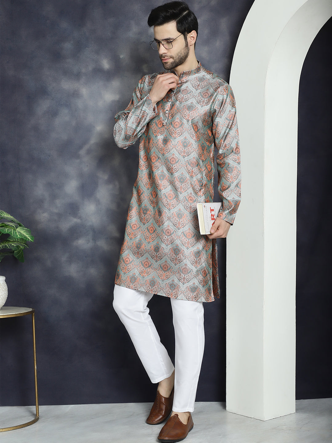 Men's Silver Silk Blend Straight Kurta Pyjama Set - Taantav