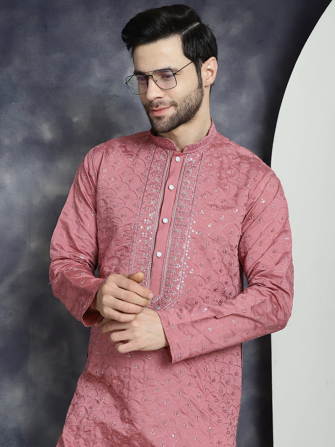 Men's Sequins Embroidered Kurta With Pyjama - Taantav