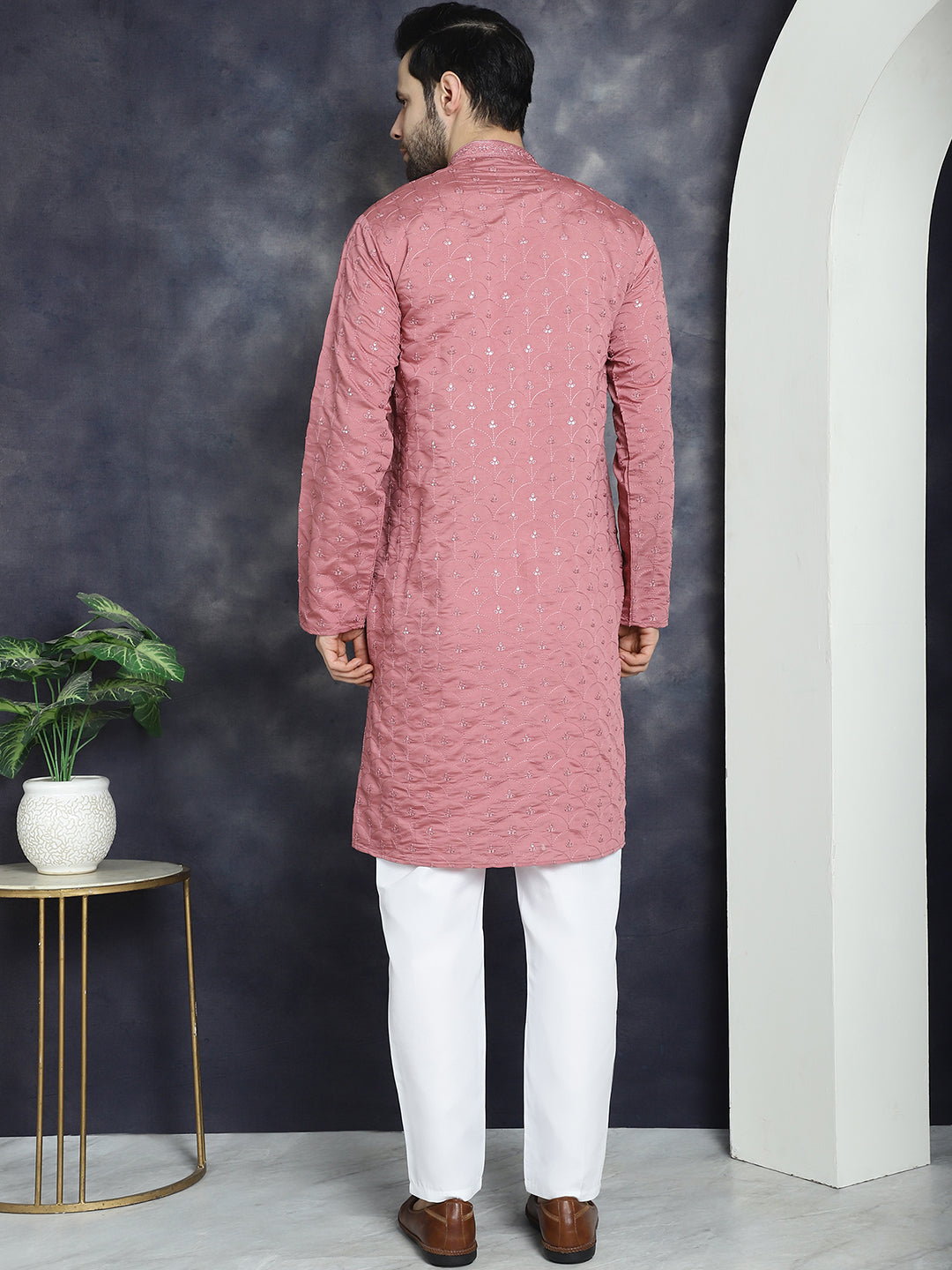 Men's Sequins Embroidered Kurta With Pyjama - Taantav