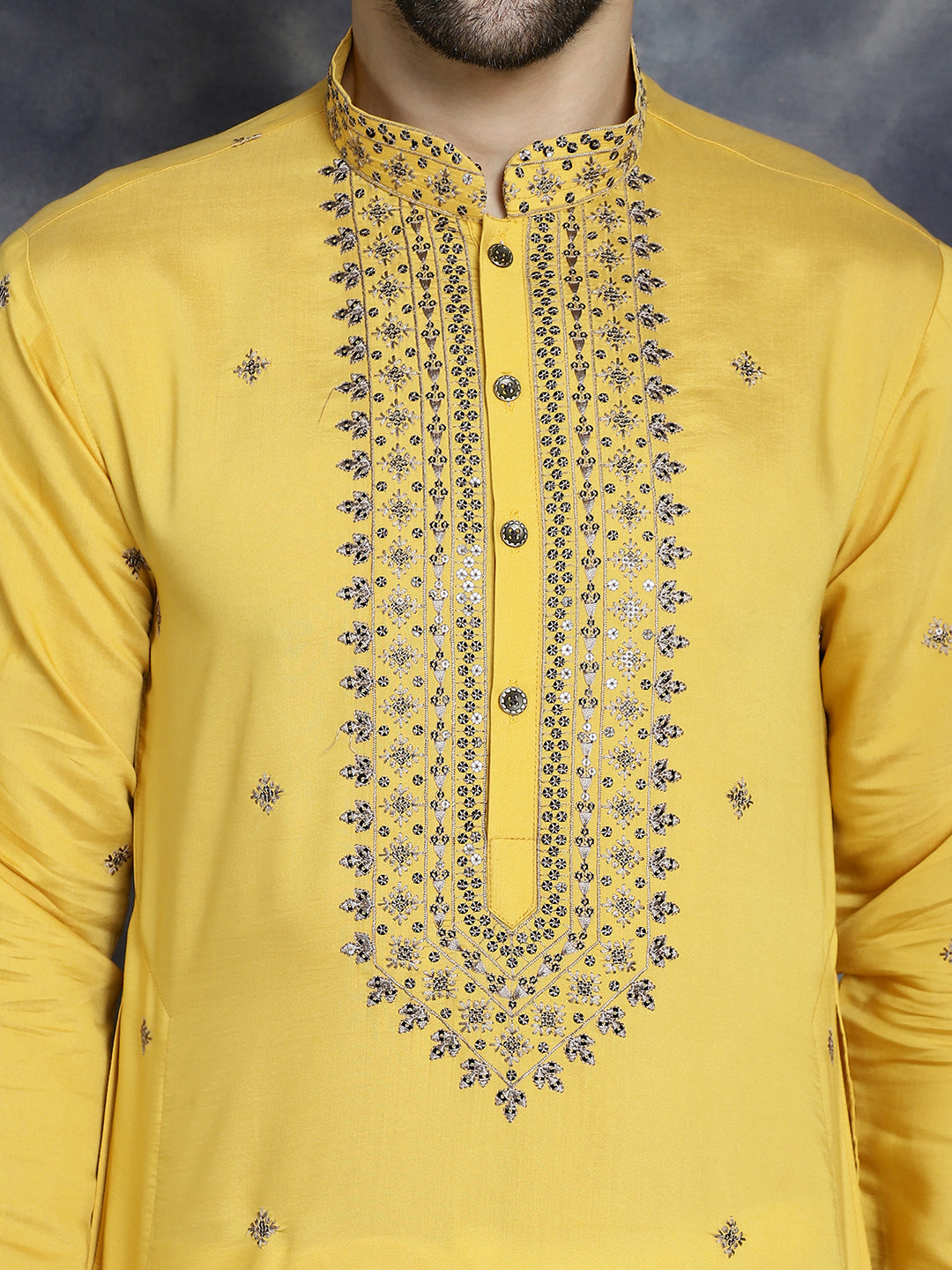 Men's Sequins Embroidered Kurta With Pyjama - Taantav