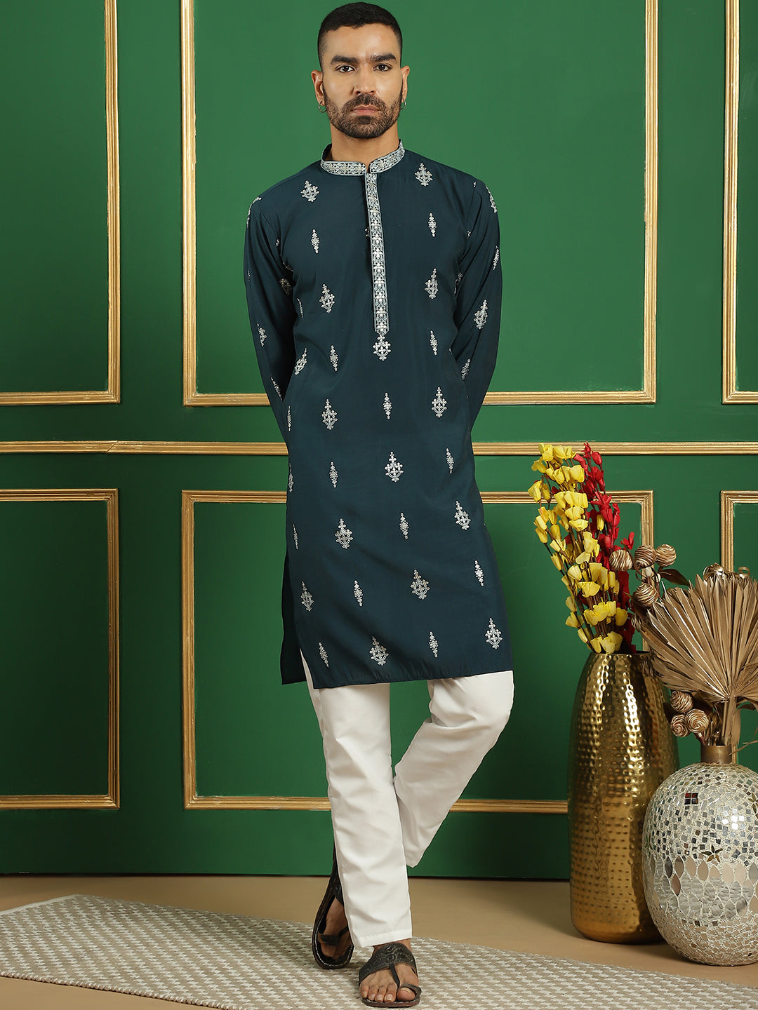 Men's Foil Printed Kurta with Pyjama - Taantav