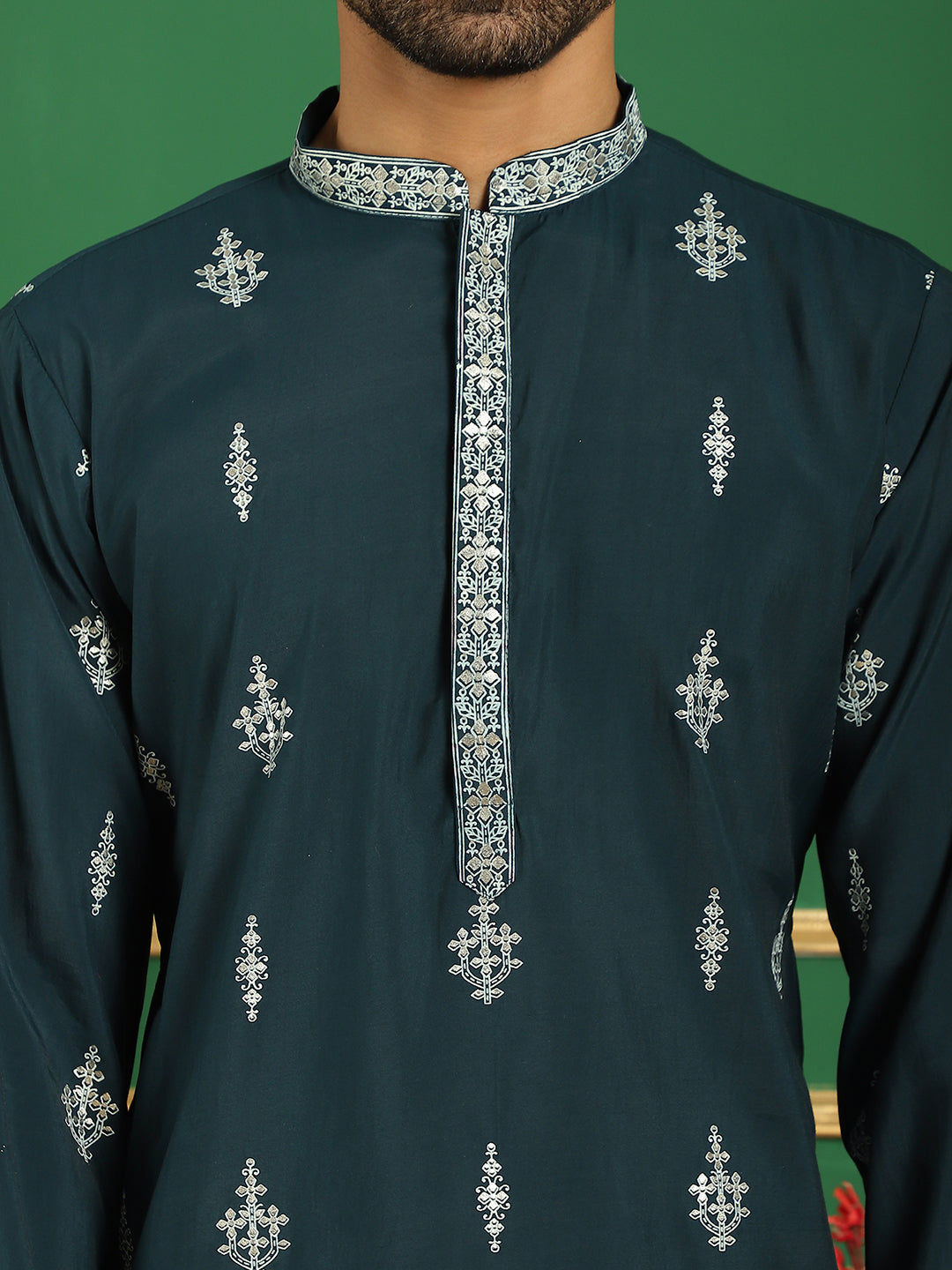 Men's Foil Printed Kurta with Pyjama - Taantav