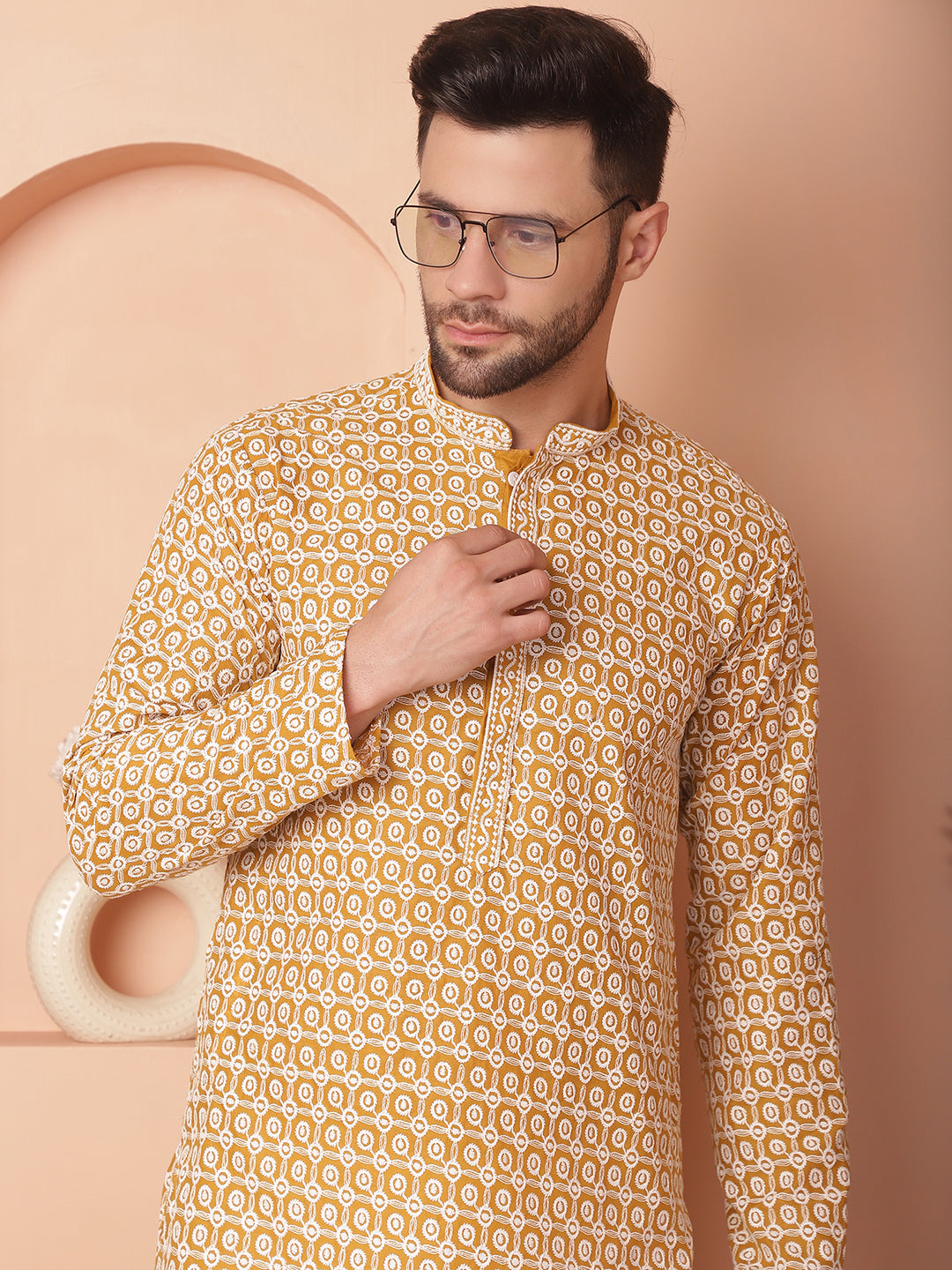 Men's Chikankari Pure Cotton Kurta with Pyjama - Taantav