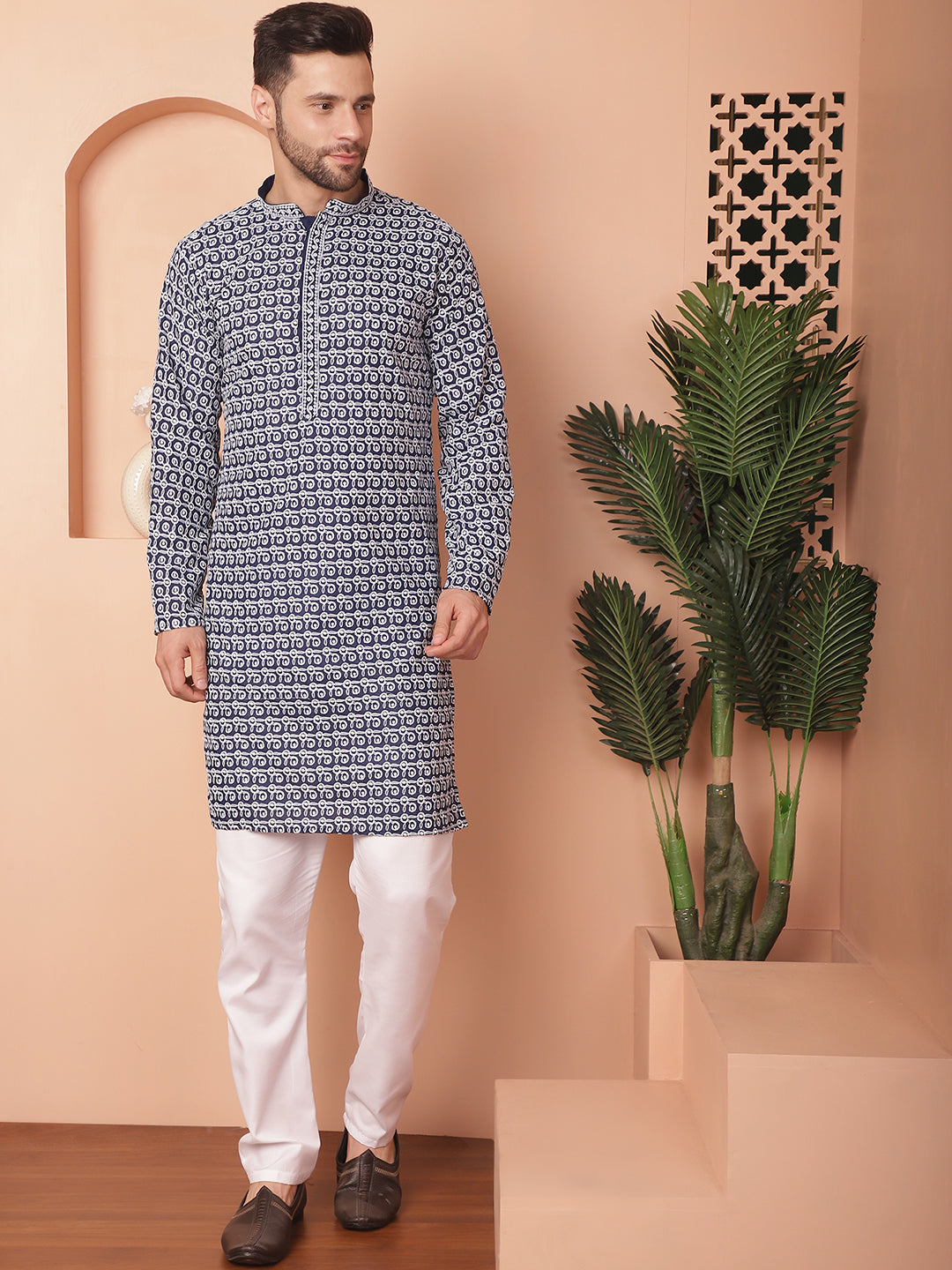 Men's Chikankari Pure Cotton Kurta with Pyjama - Taantav